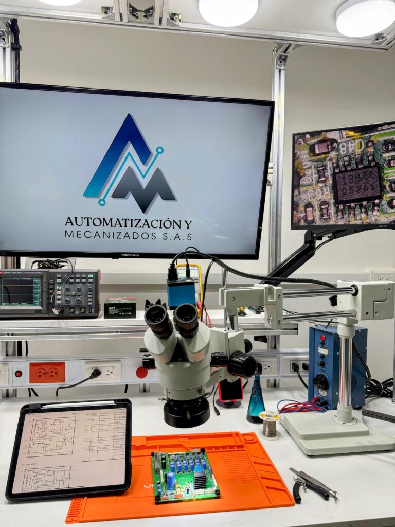 Laboratorio electrónico tarjetas Medellín